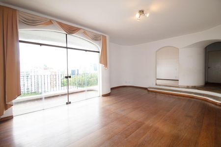 Apartamento à venda com 2 quartos, 198m² em Jardim Europa, São Paulo