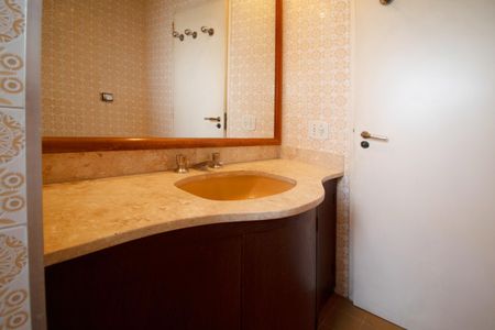 Apartamento à venda com 198m², 2 quartos e 2 vagas