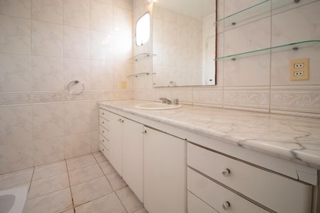 Apartamento à venda com 198m², 2 quartos e 2 vagas