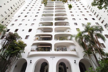 Apartamento à venda com 198m², 2 quartos e 2 vagas