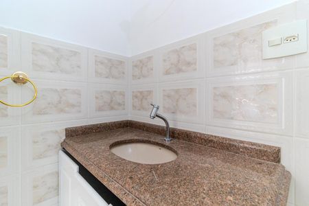 Apartamento para alugar com 60m², 1 quarto e sem vagaBanheiro