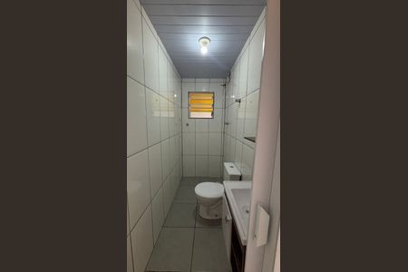Banheiro de casa para alugar com 1 quarto, 40m² em Vila Suíça, Santo André
