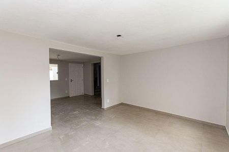 Casa à venda com 3 quartos, 280m² em Maravista, Niterói