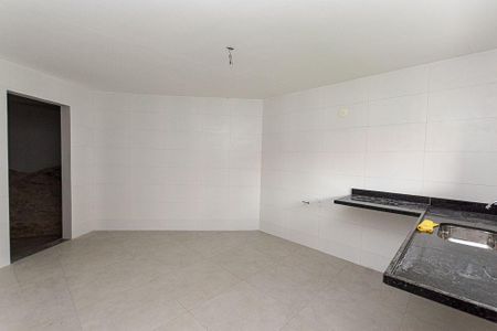 Casa à venda com 3 quartos, 280m² em Maravista, Niterói