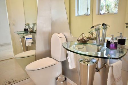 Casa à venda com 560m², 4 quartos e 7 vagas