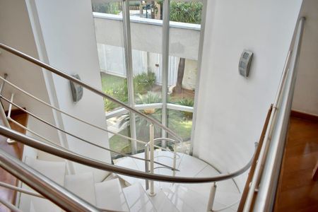 Casa à venda com 560m², 4 quartos e 7 vagas