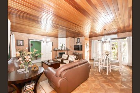 Casa à venda com 4 quartos, 350m² em Vila Guarani, São Paulo