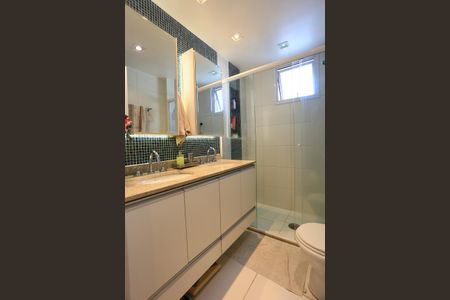 Apartamento à venda com 142m², 3 quartos e 2 vagasBanheiro da Suíte 3