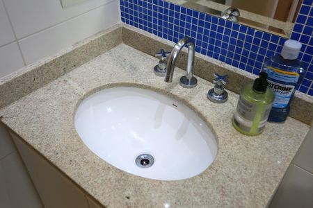 Apartamento à venda com 142m², 3 quartos e 2 vagasBanheiro da Suíte 2