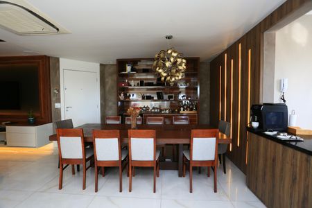 Apartamento à venda com 142m², 3 quartos e 2 vagasSala 