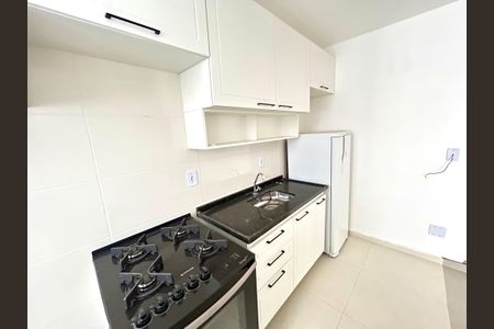 Apartamento para alugar com 38m², 1 quarto e sem vaga Apartamento para alugar com 38m², 1 quarto e sem vagaCozinha