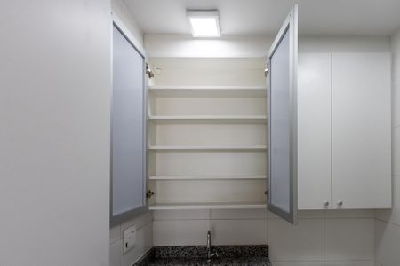 Apartamento à venda com 32m², 1 quarto e sem vagaBanheiro
