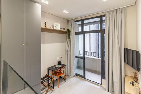 Studio à venda com 28m², 1 quarto e sem vaga Studio à venda com 28m², 1 quarto e sem vagaStudio
