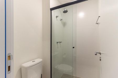 Banheiro de kitnet/studio à venda com 1 quarto, 28m² em Consolação, São Paulo