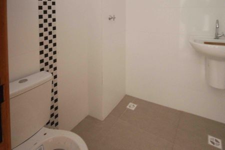 Apartamento à venda com 45m², 2 quartos e sem vaga Apartamento à venda com 45m², 2 quartos e sem vagaBanheiro