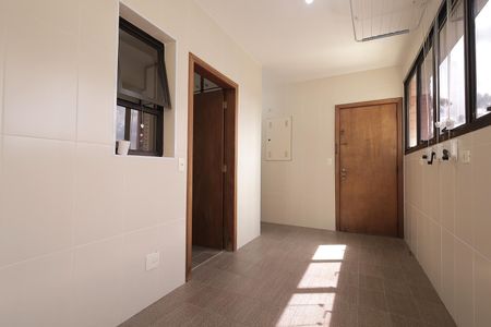 Apartamento à venda com 250m², 4 quartos e 2 vagasÁrea de Serviço