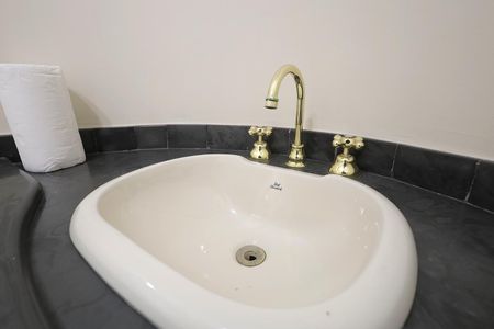 Apartamento à venda com 250m², 4 quartos e 2 vagasBanheiro 1