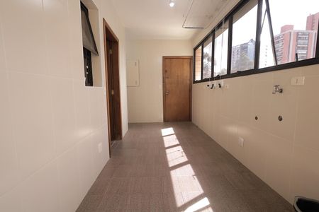 Apartamento à venda com 250m², 4 quartos e 2 vagasÁrea de Serviço