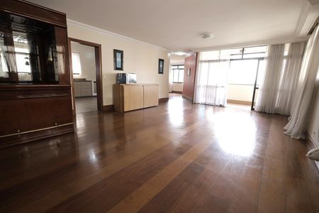 Sala de apartamento à venda com 4 quartos, 250m² em Vila Bastos, Santo André