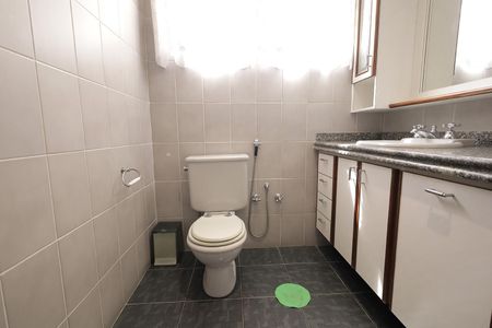 Apartamento à venda com 250m², 4 quartos e 2 vagasBanheiro 1