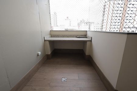 Apartamento à venda com 250m², 4 quartos e 2 vagasSacada