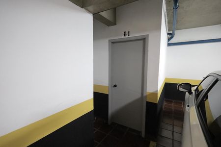 Apartamento à venda com 250m², 4 quartos e 2 vagasDeposito