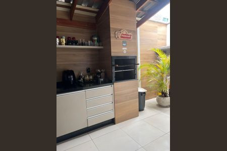 Casa para alugar com 220m², 4 quartos e 3 vagas Casa para alugar com 220m², 4 quartos e 3 vagasÁrea Gourmet