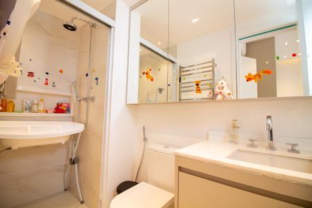 Apartamento para alugar com 109m², 3 quartos e 2 vagasBanheiro da Suíte 2