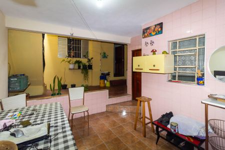 Casa à venda com 123m², 3 quartos e 1 vagaÁrea de Serviço