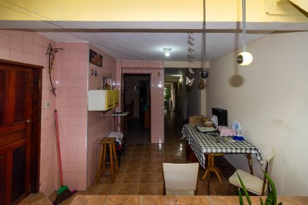 Casa à venda com 123m², 3 quartos e 1 vagaÁrea de Serviço