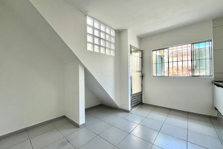 Sala/Cozinha de casa para alugar com 1 quarto, 45m² em Vila Santa Catarina, São Paulo
