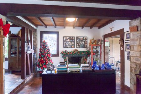 Casa de condomínio à venda com 300m², 5 quartos e 5 vagassala