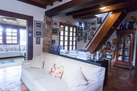 Casa de Condomínio à venda com 5 quartos, 300m² em Condomínio Retiro das Pedras, Brumadinho