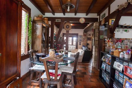 Casa de condomínio à venda com 300m², 5 quartos e 5 vagasSala de Jantar