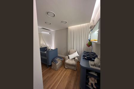 Casa à venda com 4 quartos, 227m² em Vila Brandina, Campinas