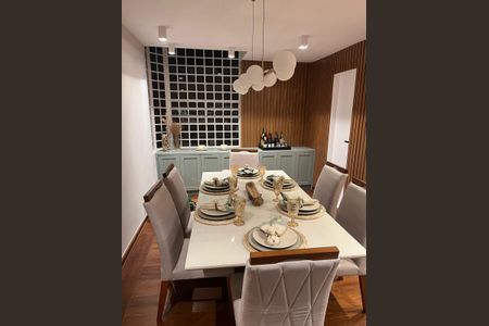 Casa à venda com 4 quartos, 227m² em Vila Brandina, Campinas