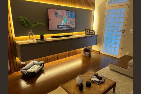 Casa à venda com 4 quartos, 227m² em Vila Brandina, Campinas