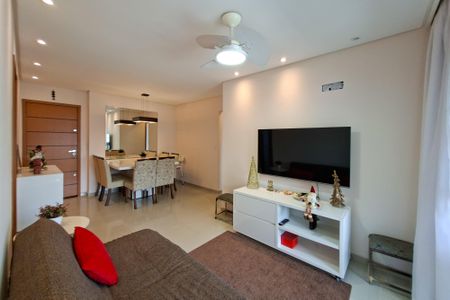 Apartamento para alugar com 75m², 2 quartos e 2 vagasSala