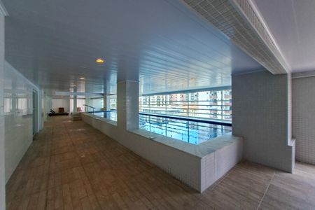 Apartamento para alugar com 75m², 2 quartos e 2 vagasÁrea comum - Piscina