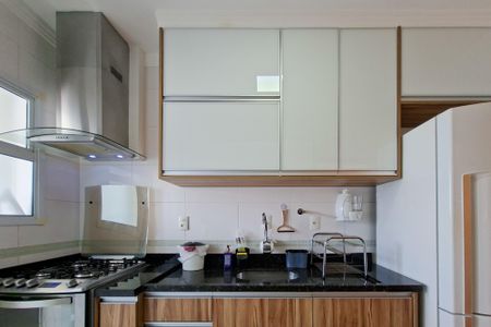 Apartamento para alugar com 75m², 2 quartos e 2 vagasCozinha 