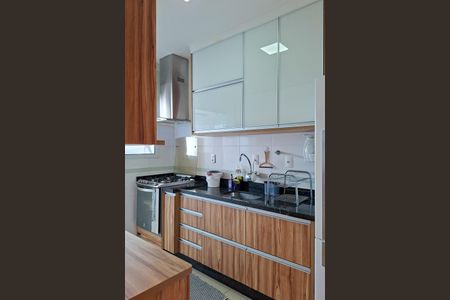 Apartamento para alugar com 75m², 2 quartos e 2 vagasCozinha 