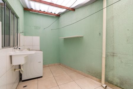 Casa para alugar com 60m², 2 quartos e sem vagaÁrea de Serviço