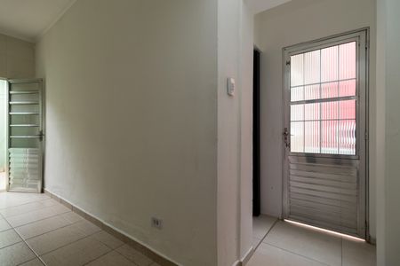 Casa para alugar com 60m², 2 quartos e sem vagaEntrada