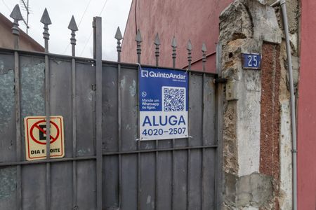 Casa para alugar com 60m², 2 quartos e sem vagaPlaca instalada