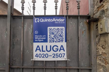 Casa para alugar com 60m², 2 quartos e sem vagaPlaca instalada