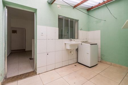 Casa para alugar com 60m², 2 quartos e sem vagaÁrea de Serviço
