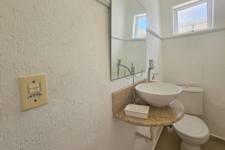 Casa para alugar com 240m², 4 quartos e 4 vagasbanheiro