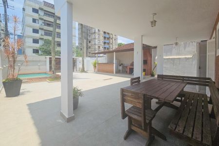 Casa para alugar com 240m², 4 quartos e 4 vagasvaranda 