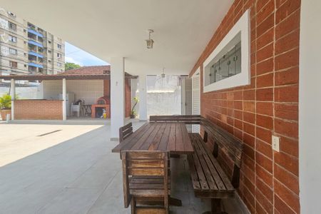 Casa para alugar com 240m², 4 quartos e 4 vagasvaranda