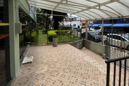 Apartamento para alugar com 63m², 2 quartos e 1 vagaEntrada do prédio